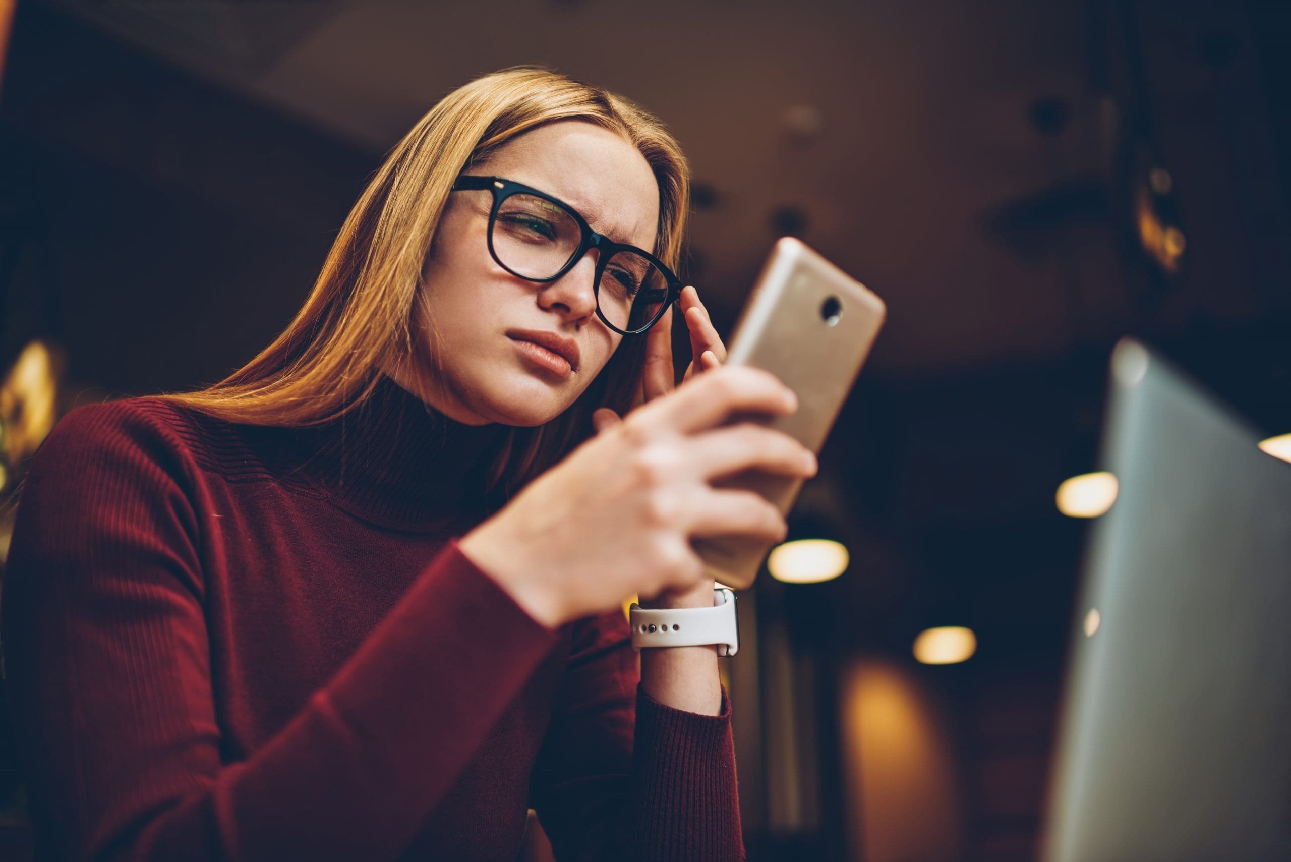 Not mobile-responsive - 4 elements of Local SEO